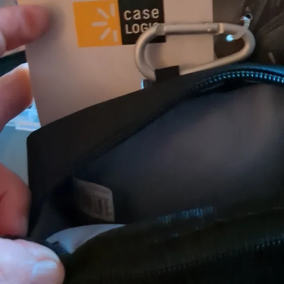 Case Logic Black Camera Bag - Picture 3 of 5